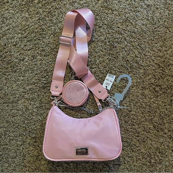 Accessories; frames - Picture 5 of 5